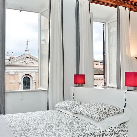 Navona Halldis روما