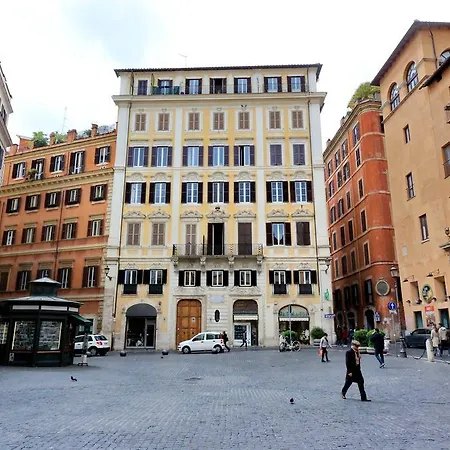 Navona Halldis روما